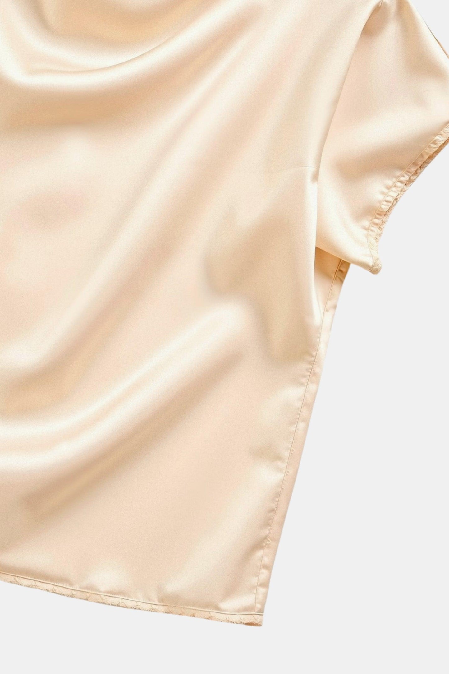 Levoire | T-Shirt Découpé Pour Femmes Coupe Décontractée