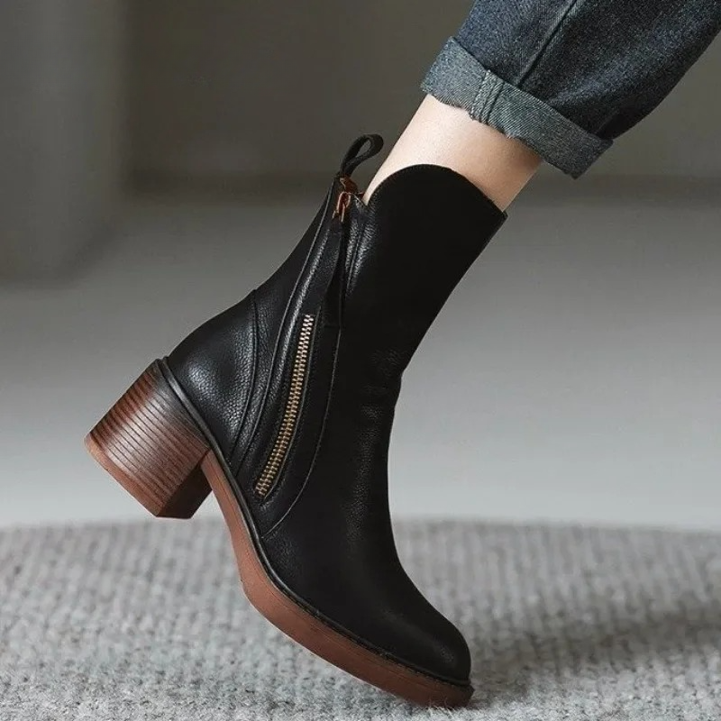 Levoire | Bottes À Lacets Pour Un Style Raffiné Noir