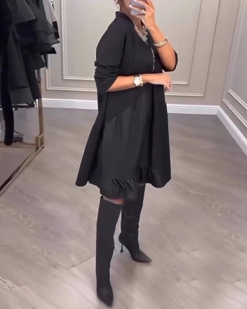 Levoire | Robe Élégante À Décolleté En V Et Esprit Artistique