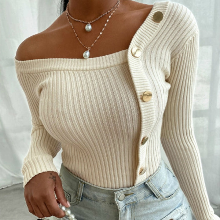 Levoire | Pull ajusté à manches longues avec bouton Beige