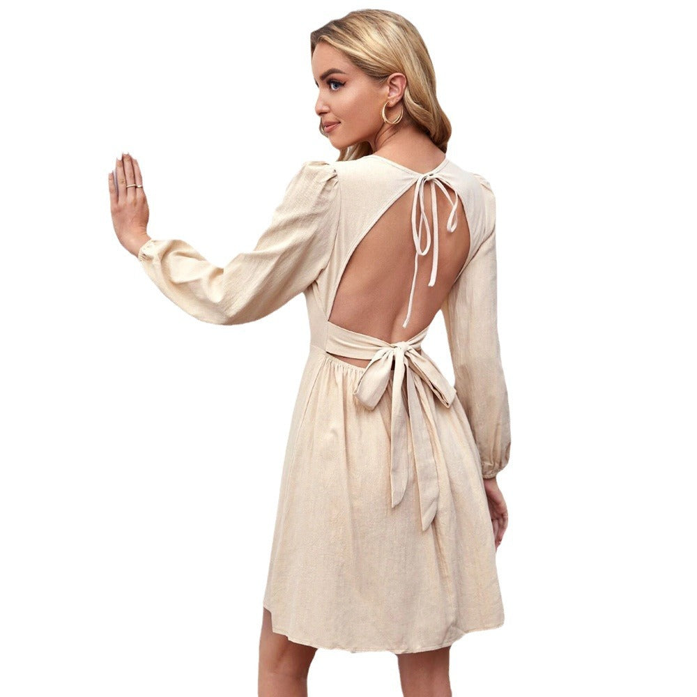 Levoire | Élégante robe à taille cintrée à manches longues en coton ligne A