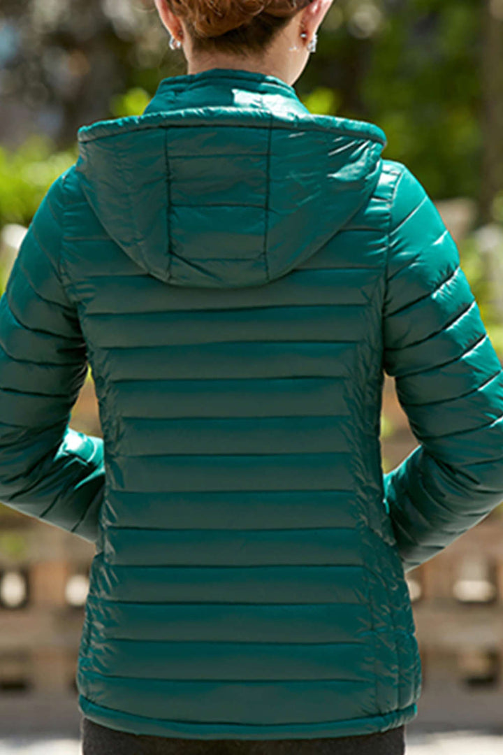 Levoire | Veste doudoune courte à capuche légère