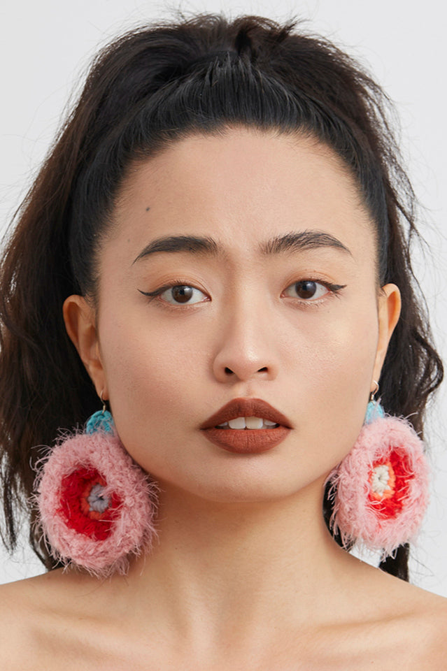 Levoire | Boucles D'Oreilles Rondes En Peluche Macaron Rosa
