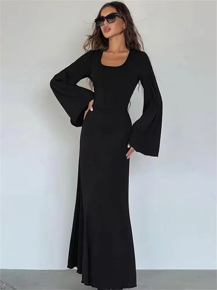 Levoire | Robe Maxi Noire Avec Des Manches Cloche Noir