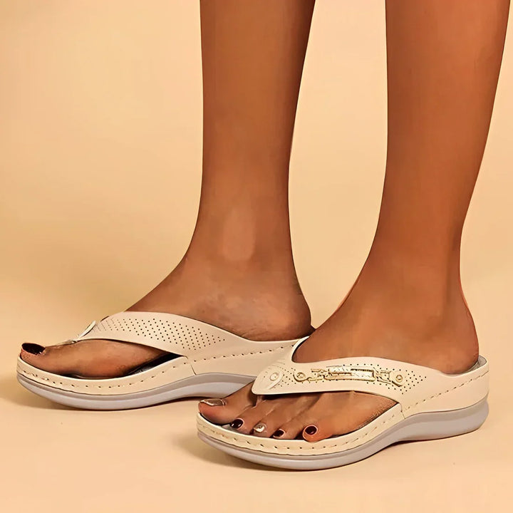 Levoire | Sandales À Flip-Flop Matelassées Douces Beige