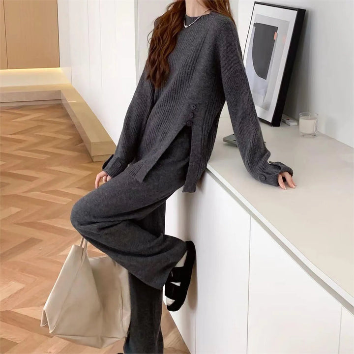 Levoire | Ensemble deux pièces avec un pull en tricot et un pantalon à manches larges