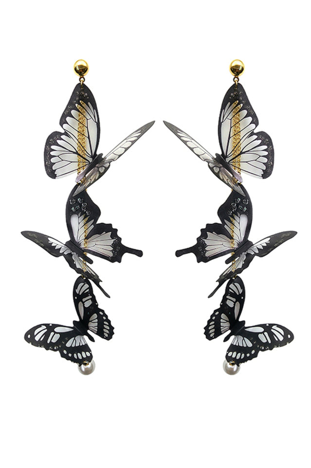 Levoire | Boucles D'Oreilles Longues Avec Un Pendentif En Forme De Papillon