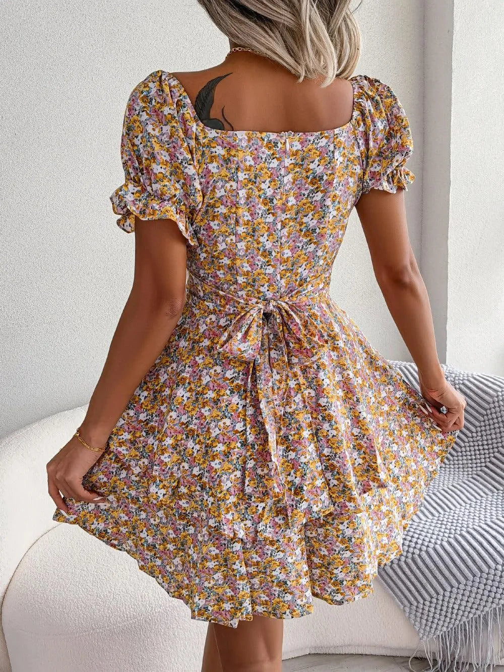Levoire | Robe d'été à taille haute à manches courtes