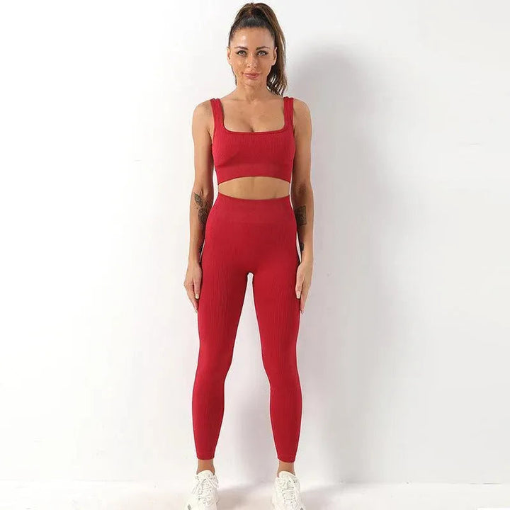 Levoire | Pantalons de yoga associés à un débardeur de yoga rouge vin Série Olkatu