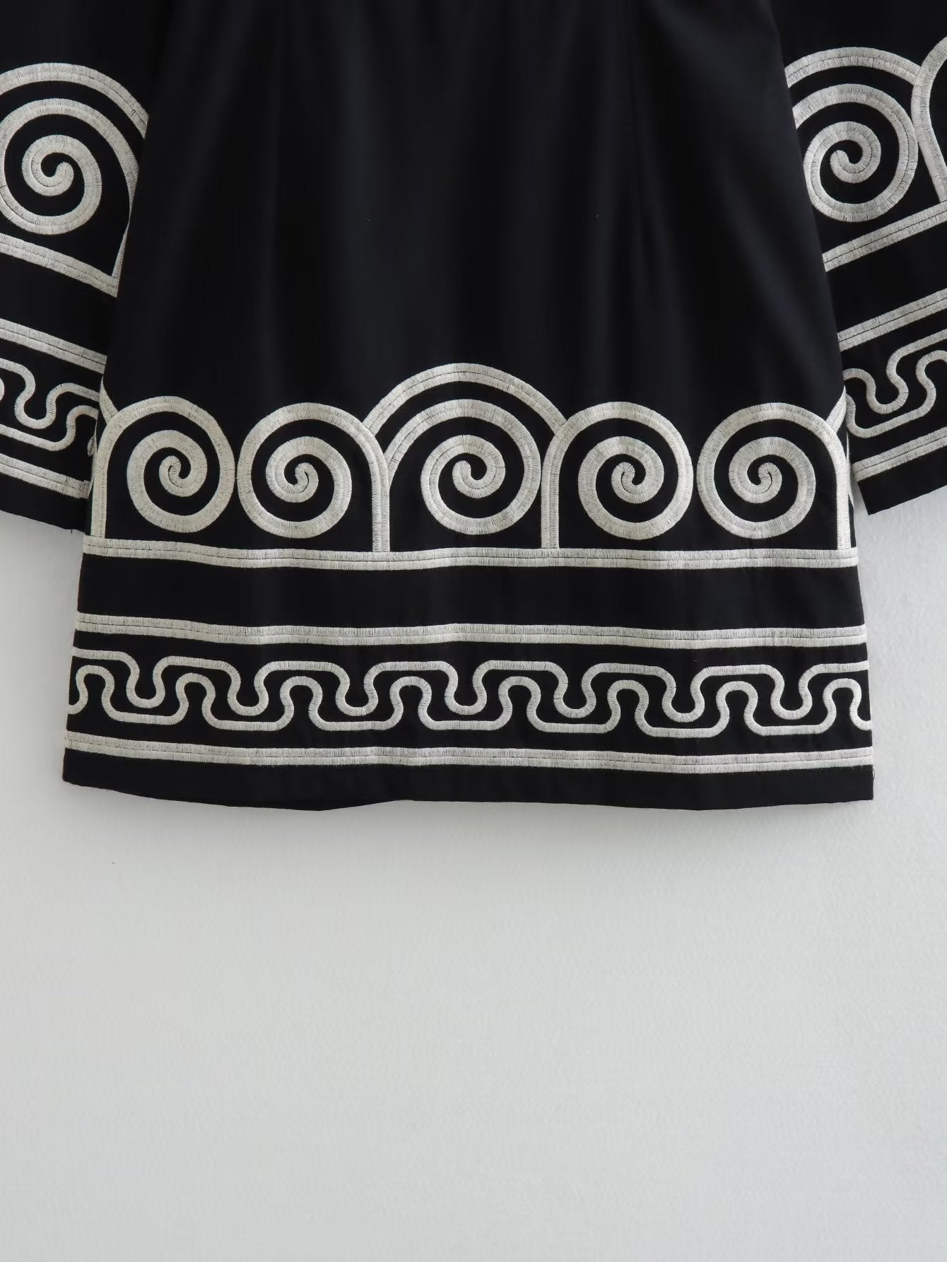 Levoire | Robe À Manches Courtes Avec Manches Longues