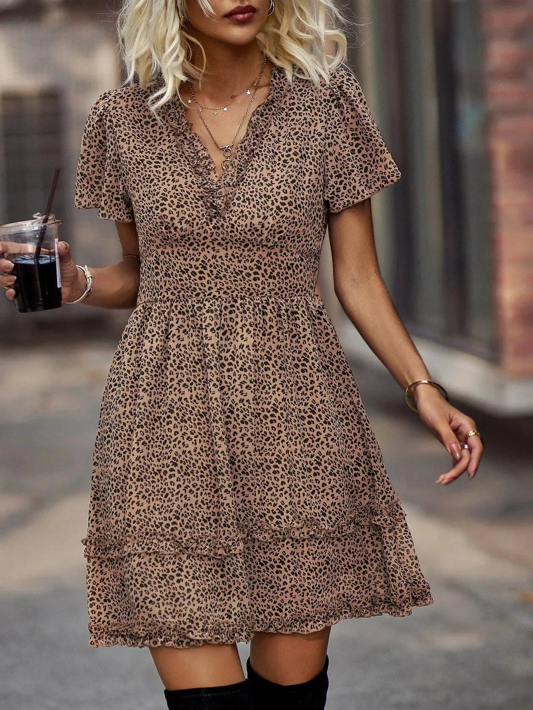 Levoire | Robe d'été légère courte Braun
