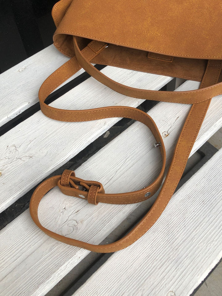 Levoire | Sac Porté Main En Daim Avec Boucle De Ceinture
