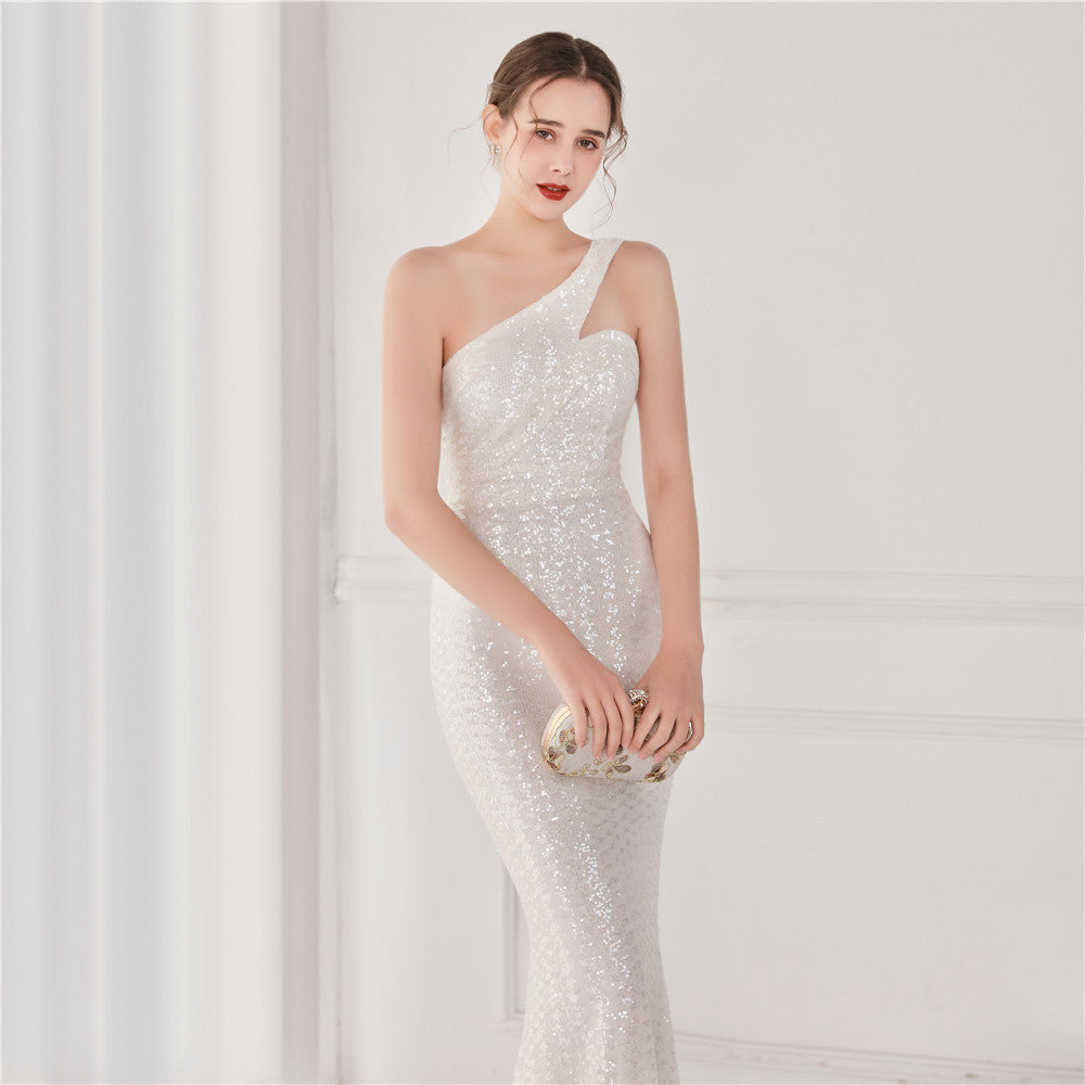 Levoire | Robe de soirée décontractée et élégante