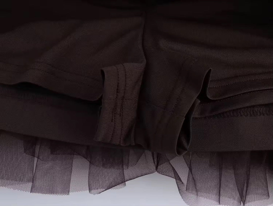 Levoire | Robe De Cocktail Élégante Avec Détails En Tulle