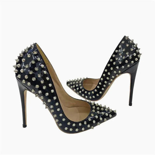 Levoire | Décolleté avec des rivets et des talons aiguilles