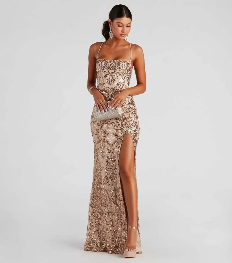 Levoire | Robe de soirée avec des paillettes et un large décolleté