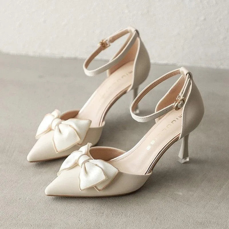 Levoire | Chaussures à talons pour femmes avec lacets et talon haut Beige 7cm