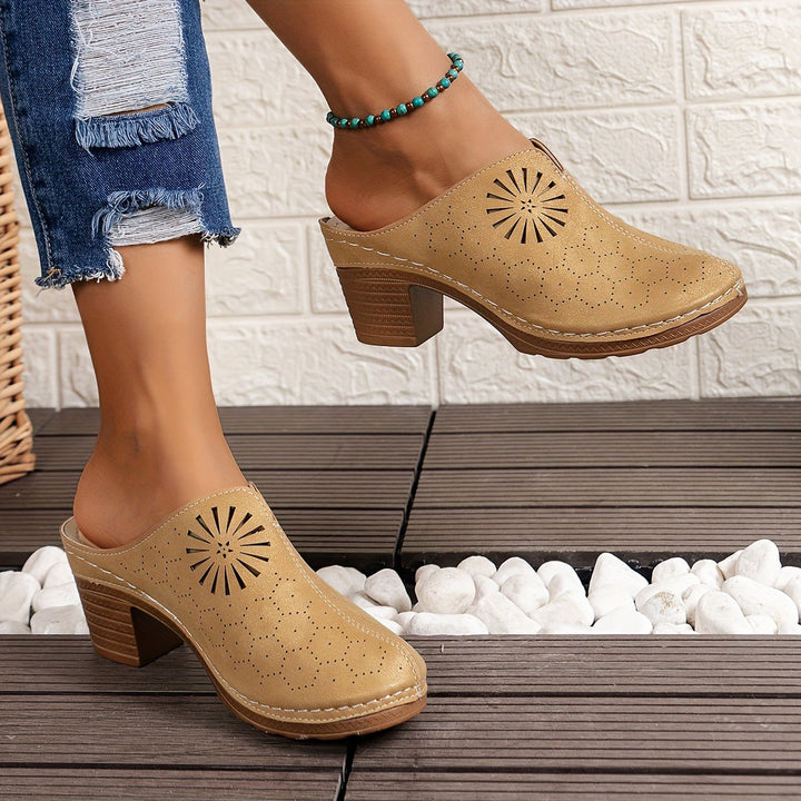 Levoire | Clogs Femme Avec Ouverture Fleurie Et Semelle Douce