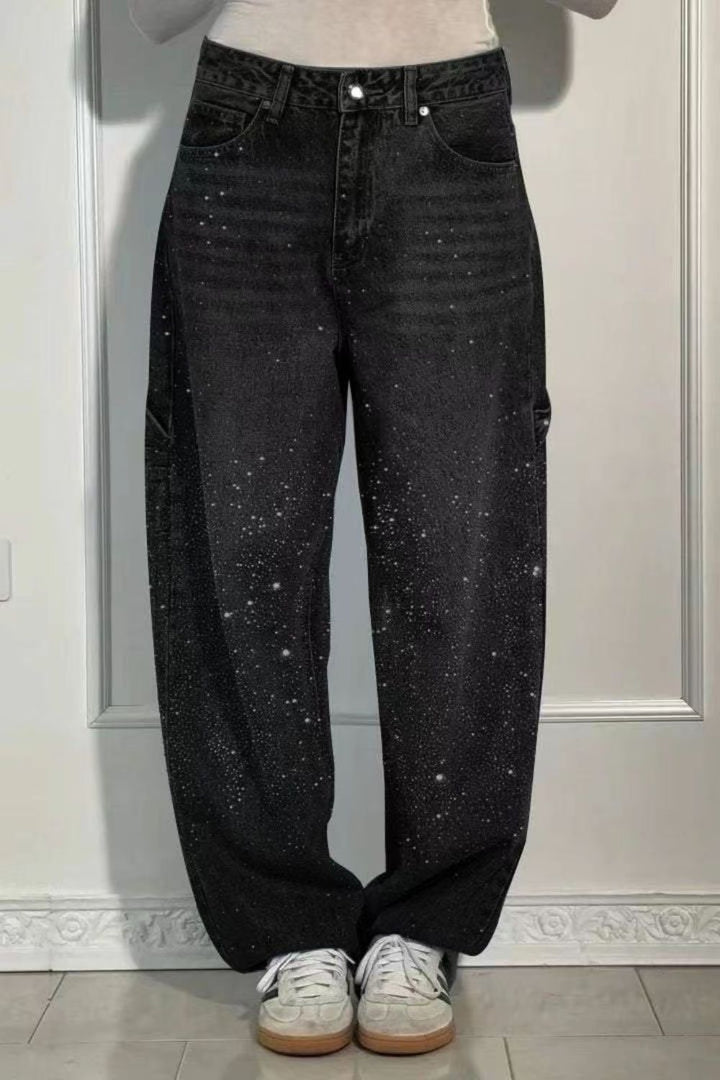 Levoire | Jean Pour Femmes Lavé Avec Des Détails En Strass Dans Une Coupe Large Noir