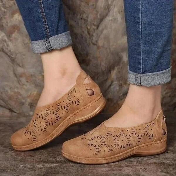 Levoire | Chaussures Pour Femmes À Trous Élastiques Braun
