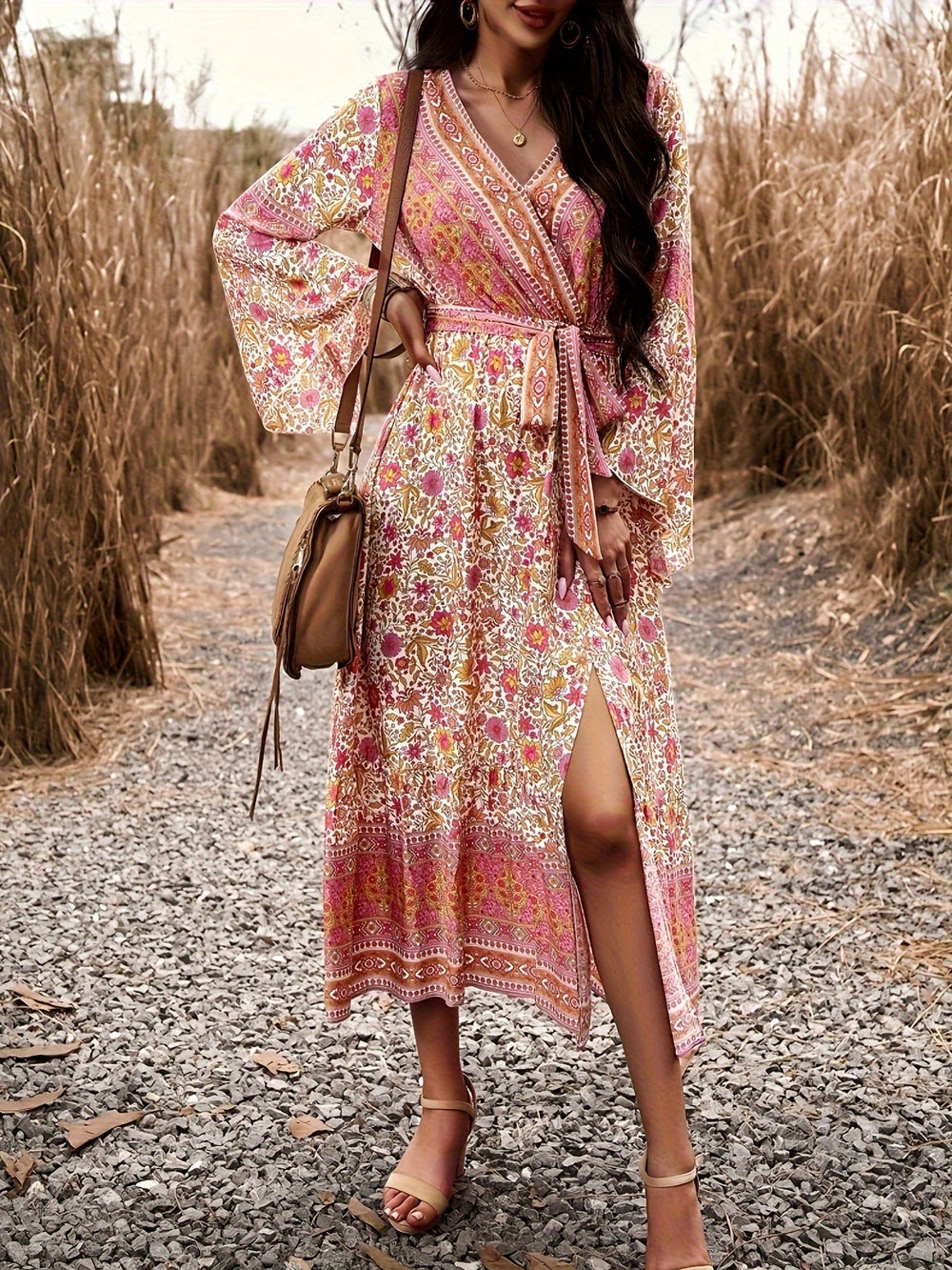 Levoire | Femme Robe avec décolleté cache-cœur et imprimé floral - Rose