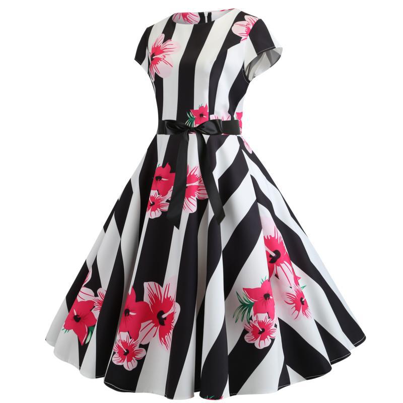 Robe Swing Vintage pour Femme avec Motifs Floraux et Design Ajusté Levoire