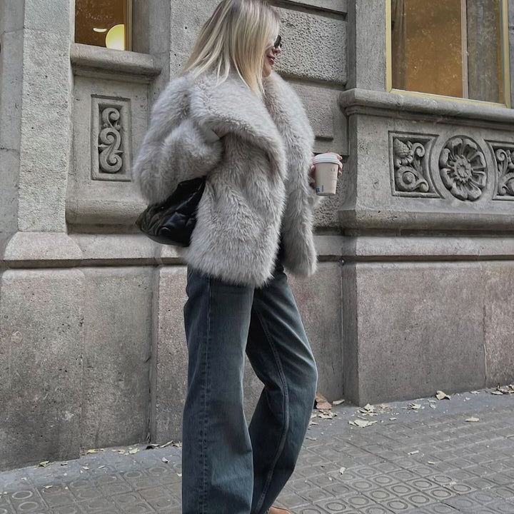 Levoire | Veste Luxueuse Courte Fourrure Pour Femmes En Fourrure Synthétique Douce