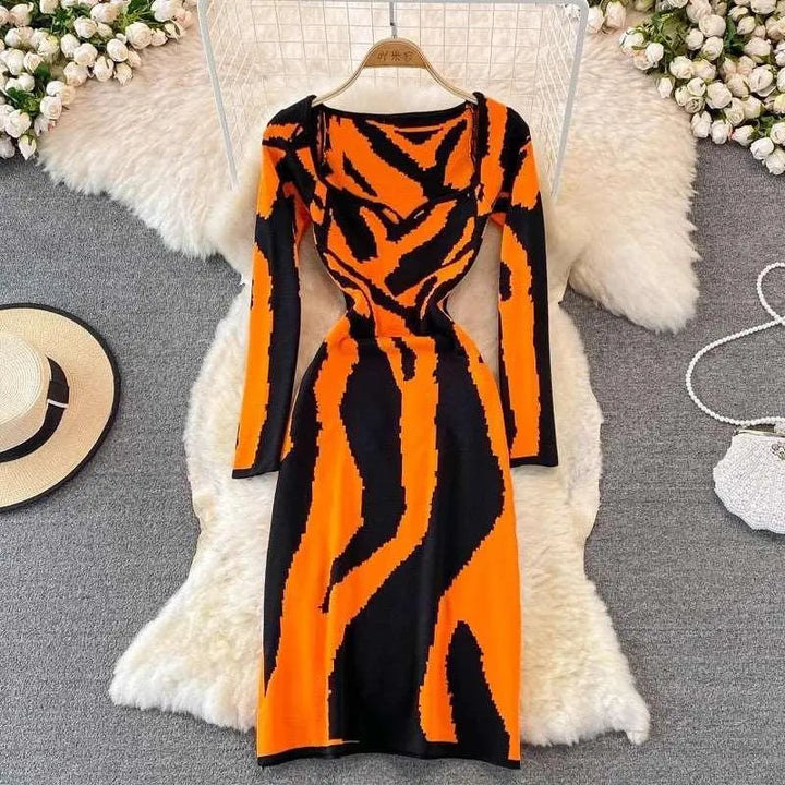 Levoire | Robe avec col carré en tricot Orange Taille moyenne