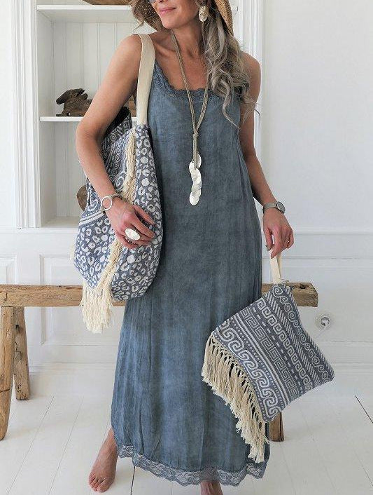 Robe maxi pour femmes avec de fines bretelles spaghetti et une élégante décoration en dentelle Levoire