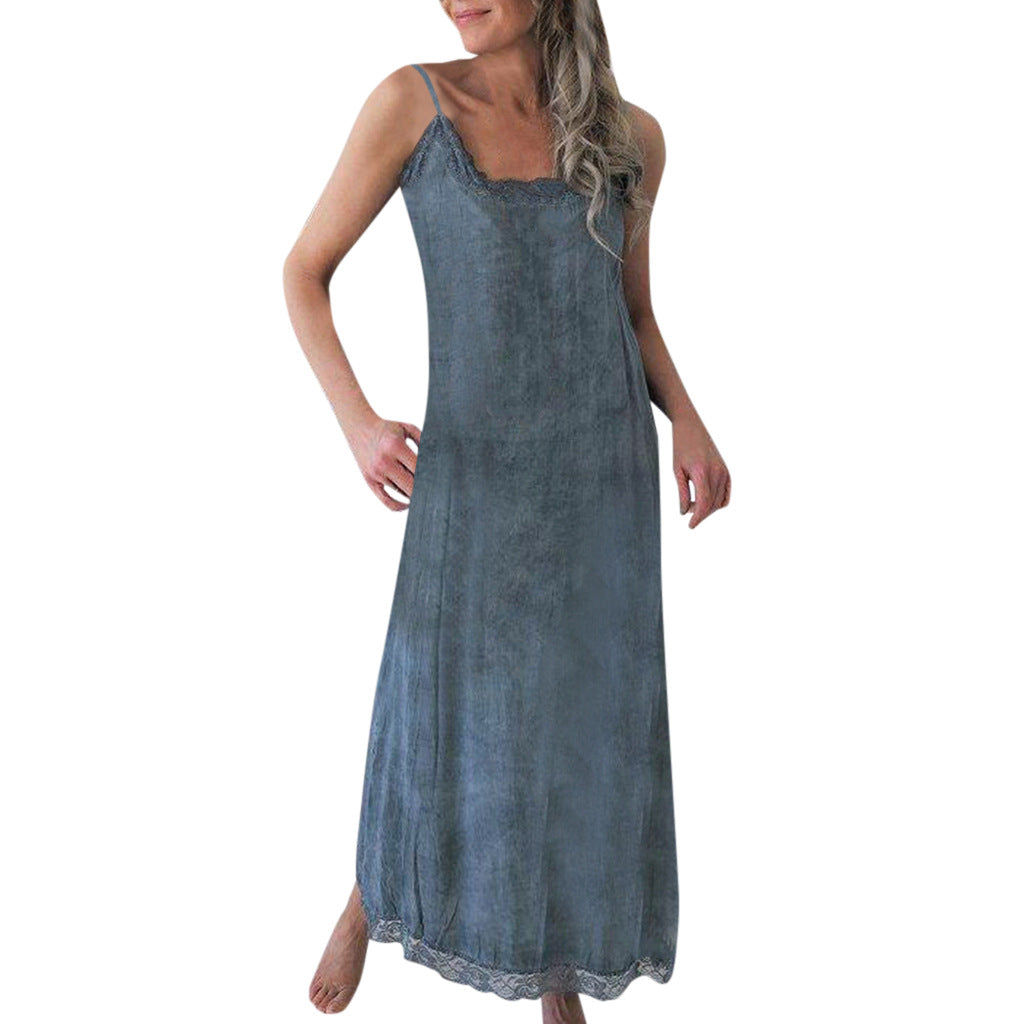 Robe maxi pour femmes avec de fines bretelles spaghetti et une élégante décoration en dentelle Levoire