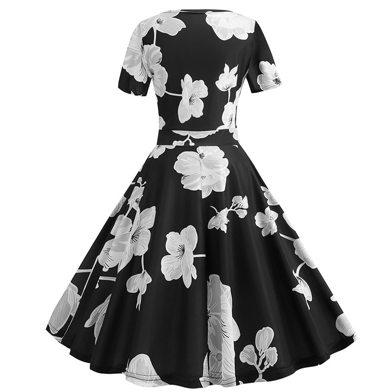 Robe portefeuille pour femmes avec motif floral et élégante encolure en V Levoire