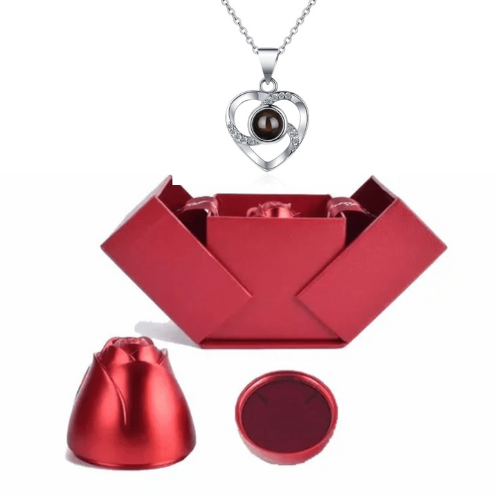 Levoire | Herz Collier Je T'aime En 100 Langues Diamantes Cœur Coffres à roses en métal Argent