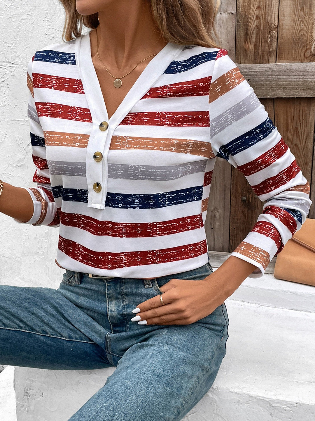 Levoire | T-shirt à manches longues V décolleté contrasté