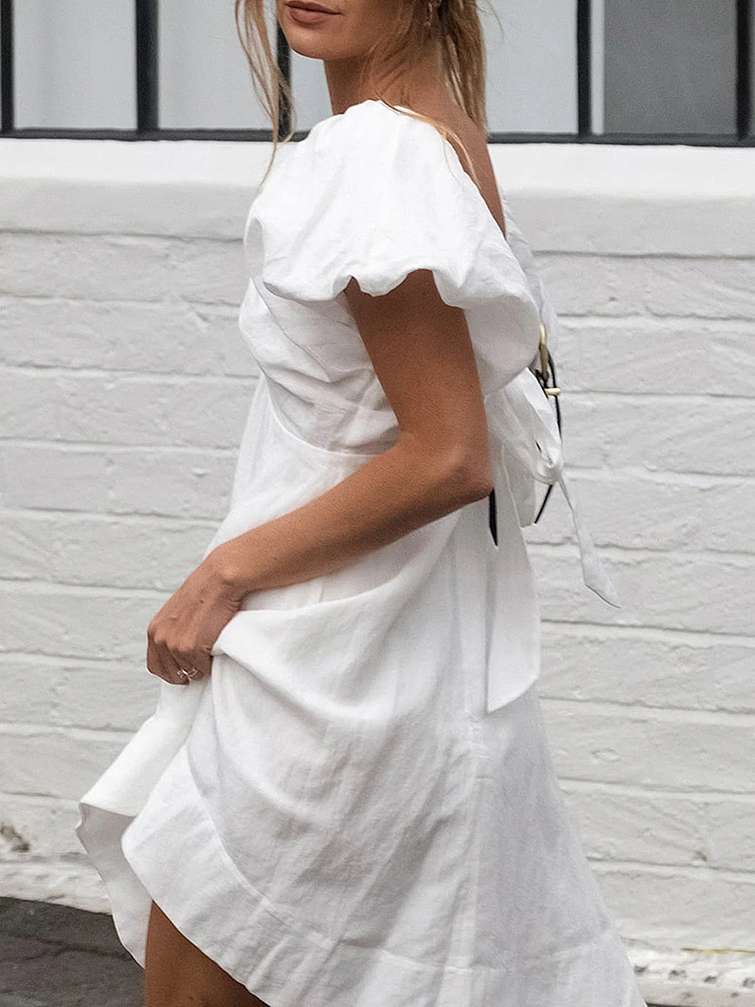 Levoire | Robe Décolletée En V À Manches Bouffantes Et Dos Nu