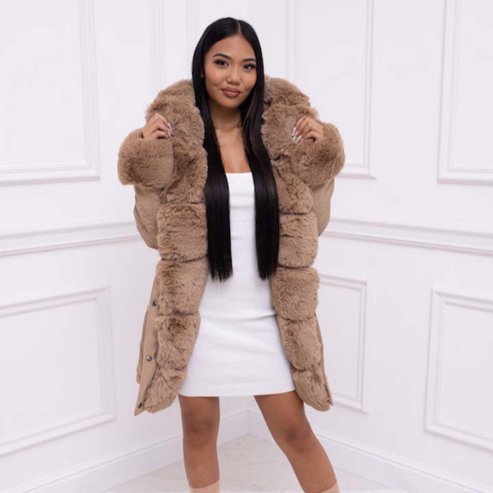 Levoire | Veste En Duvet À Capuche En Fausse Fourrure À Manches Longues Lumière brune