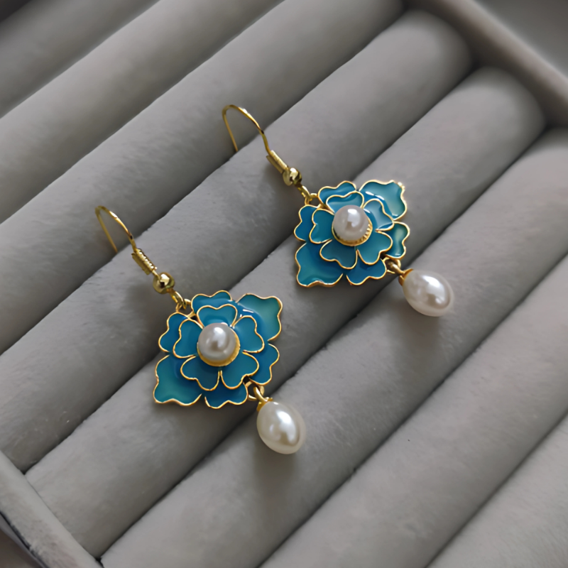Levoire | Raisin Bleu Boucles D'Oreilles Lotus En Perles