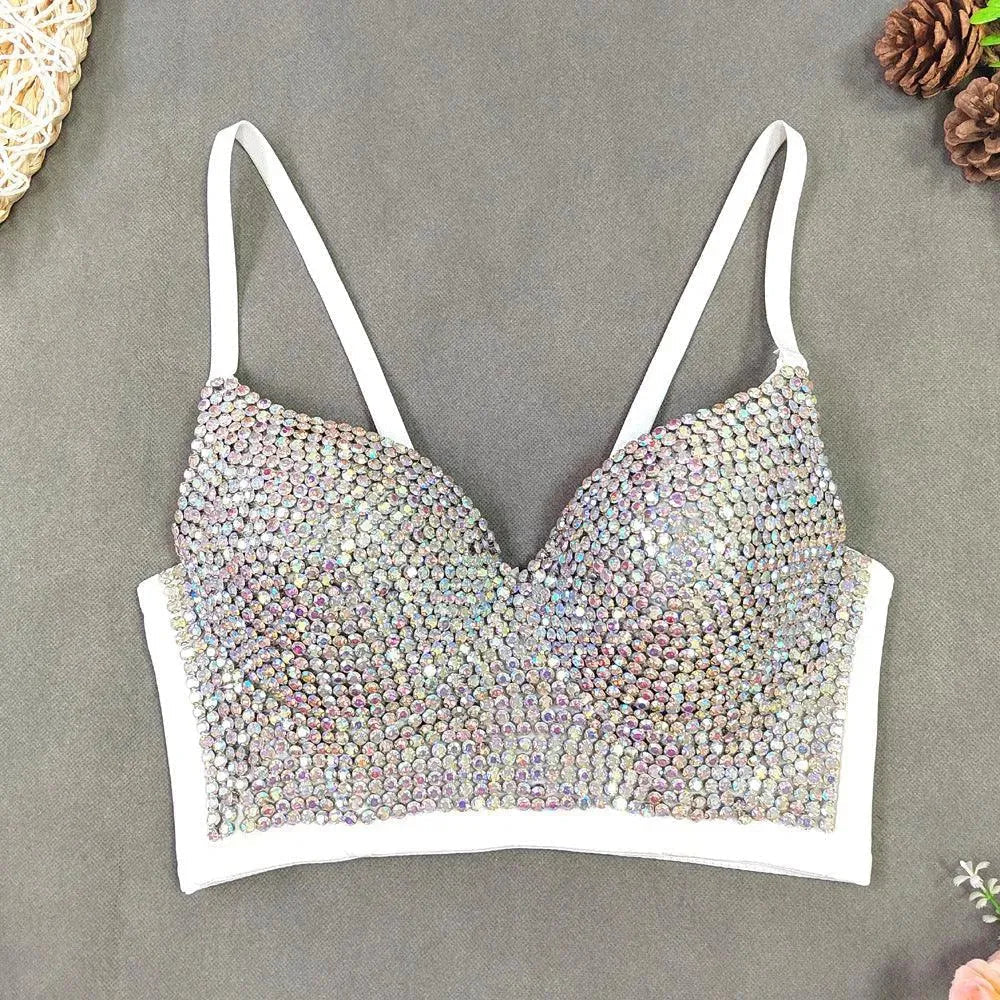 Levoire | Haut sexy bustier à décolleté en V avec de légers diamants Fond blanc AB
