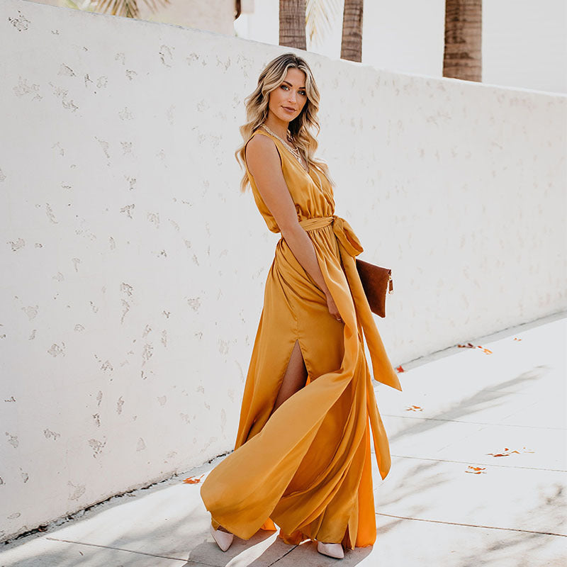Levoire | Robe longue à la mode sans manches avec col exquis Jaune