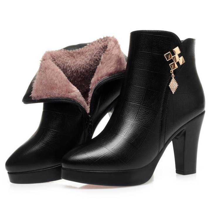 Levoire | Bottes pour femmes avec talon et crochet décoratif à zip Noir-long