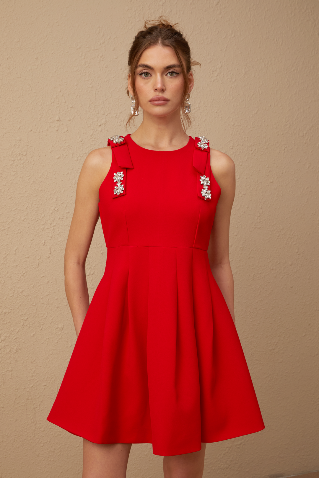 Levoire | Noeud Rouge Robe Mini Plissée Sans Manches