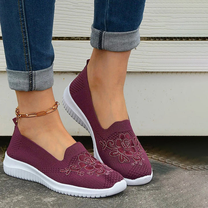 Levoire | Élégante Botte Coulissante Avec Façade Décorée Pour Femmes Lila