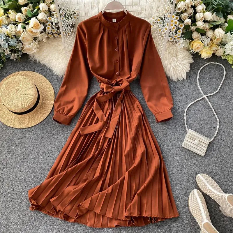 Levoire | Robe ajustée avec col montant Karamelli Une taille