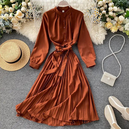 Levoire | Robe ajustée avec col montant Karamelli Une taille