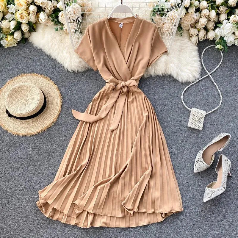 Levoire | Jupe plissée avec décolleté en V Khaki Une taille