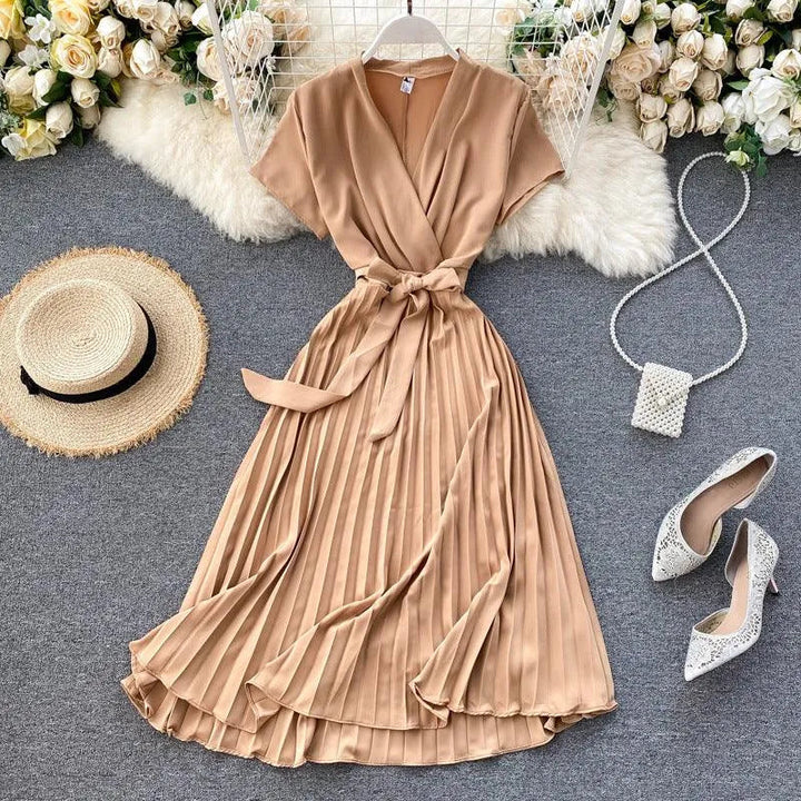 Levoire | Jupe plissée avec décolleté en V Khaki Une taille