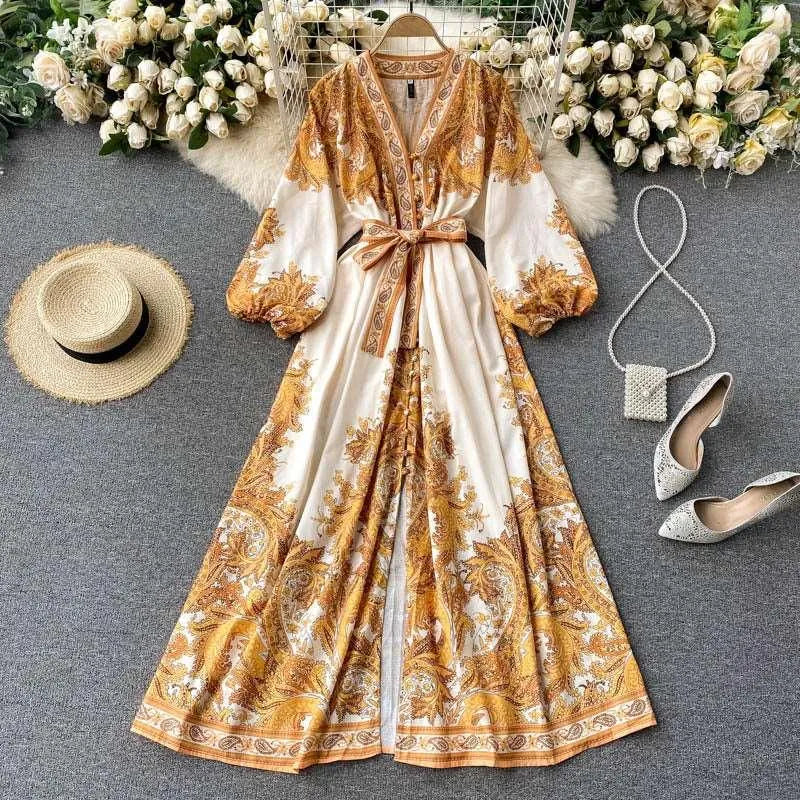 Levoire | Robe Fine Col V Rétro