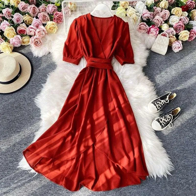 Levoire | Robe à décolleté en V rétro pour femmes