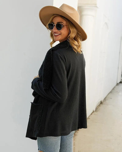 Levoire | Veste avec des revers en fausse fourrure
