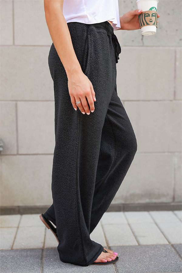Levoire | Pantalon Large Décontracté Avec Ceinture Et Poches Noir