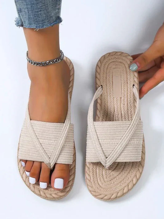 Levoire | Stylish Sandals With A Velvet Tip And Casual Elegance
